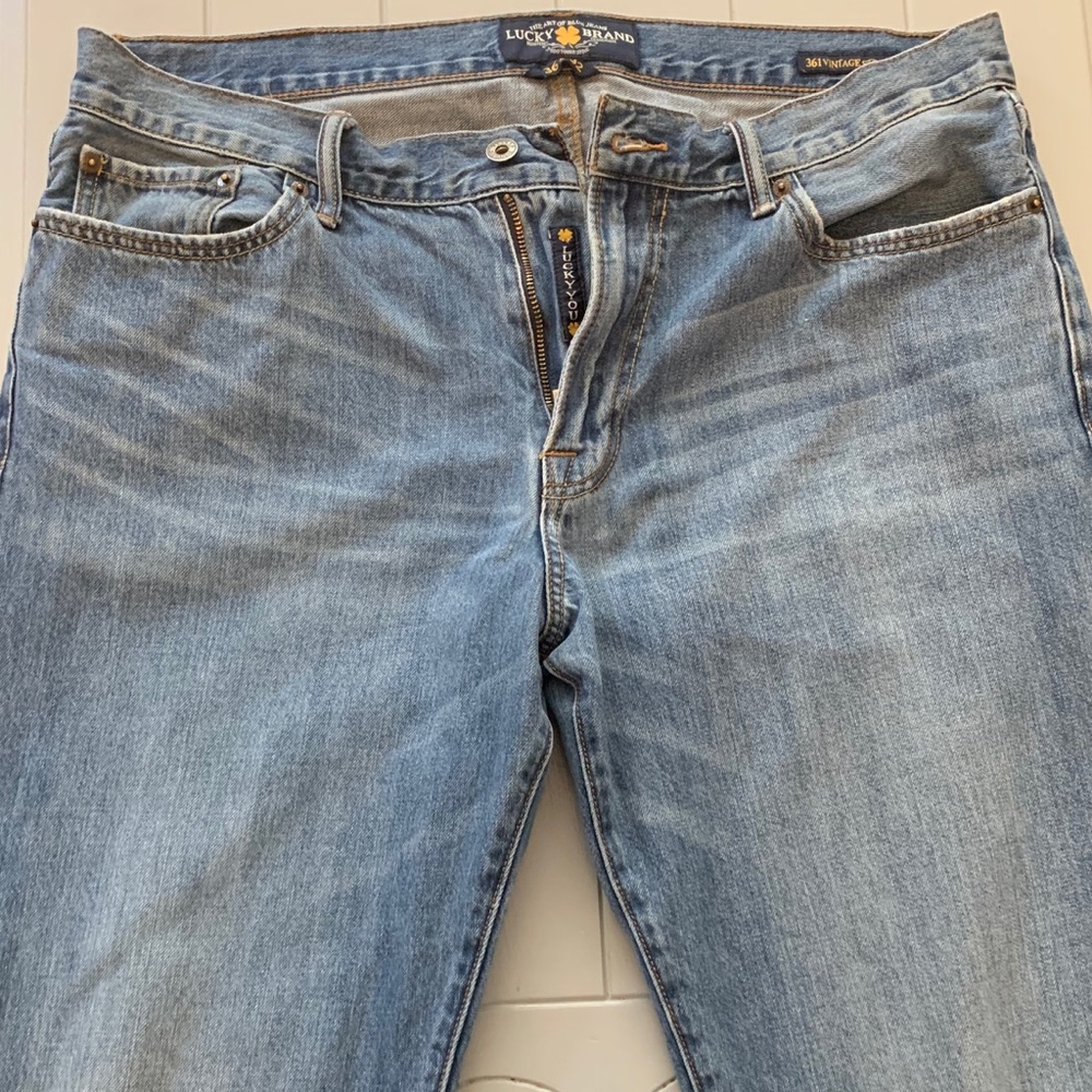 Men’s Lucky Brand Jeans 36X32 Vintage Straight Cut